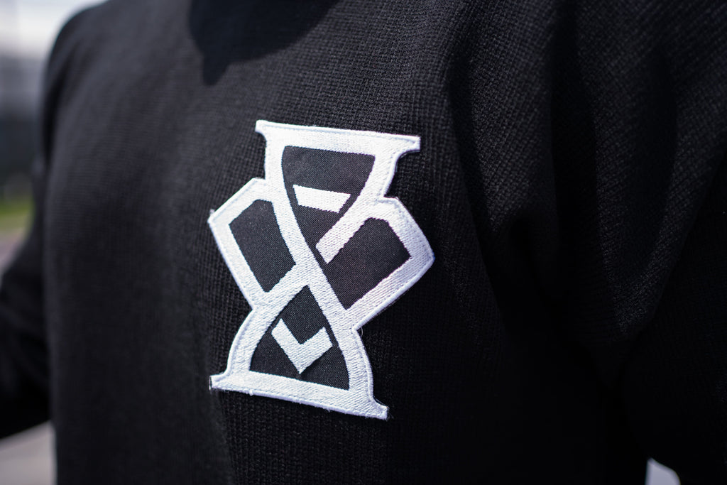 DQ KNIT SWEATER BLACK