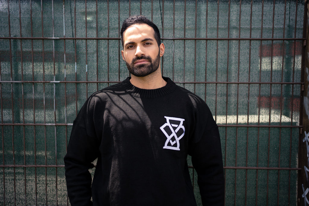 DQ KNIT SWEATER BLACK